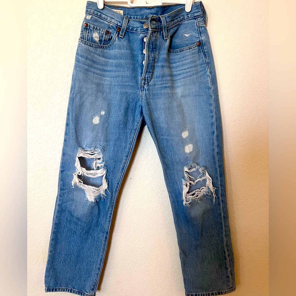 Levi’s 501 cropped Sz 27X26